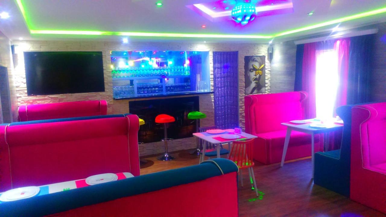 Hotel Lilo Near Airport Tiflis Dış mekan fotoğraf
