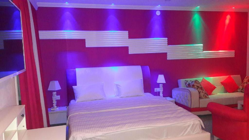 Hotel Lilo Near Airport Tiflis Dış mekan fotoğraf