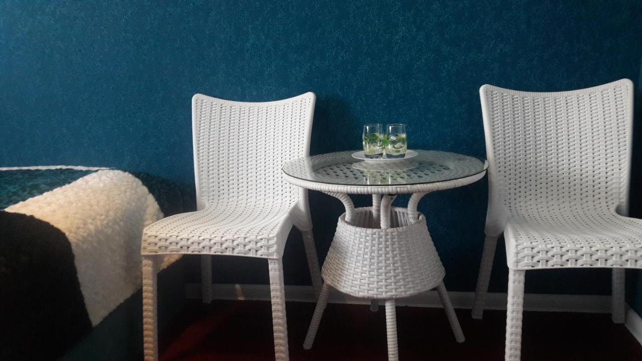 Hotel Lilo Near Airport Tiflis Dış mekan fotoğraf